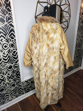 Load image into Gallery viewer, Custom Coyote Fur Reversible All Weather Coat
